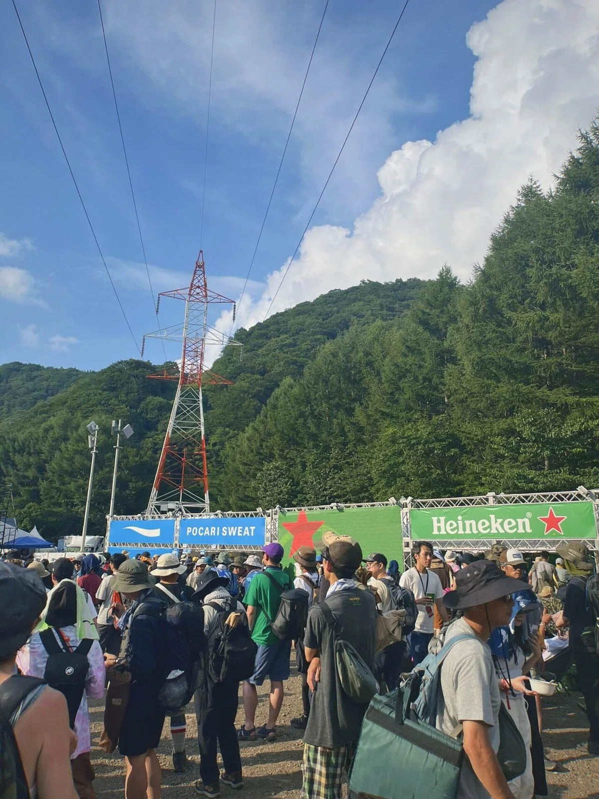 フジロックの夕方の景色の写真