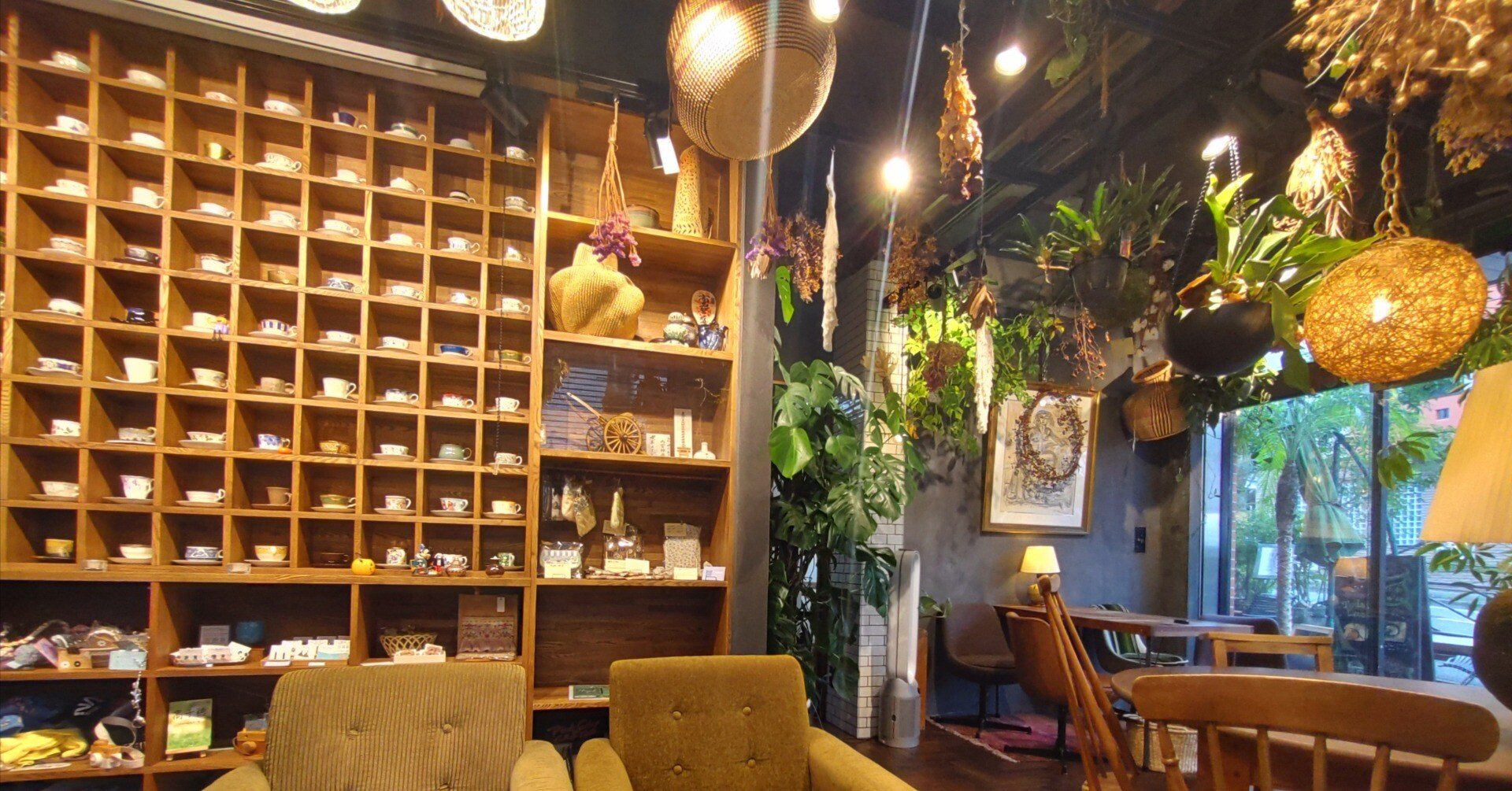 川崎市高津区】梶が谷でみつけたボタニカルカフェ！曜日限定カラフル