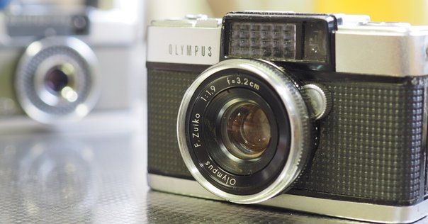 PENTAX ESPIO MINI スナップに重宝するコンパクトフィルムカメラ｜en