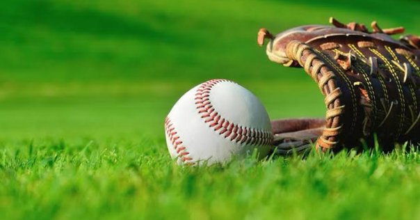 希少】オリオンズ 坂井勝二選手の100勝記念贈呈品【額縁無】 希少