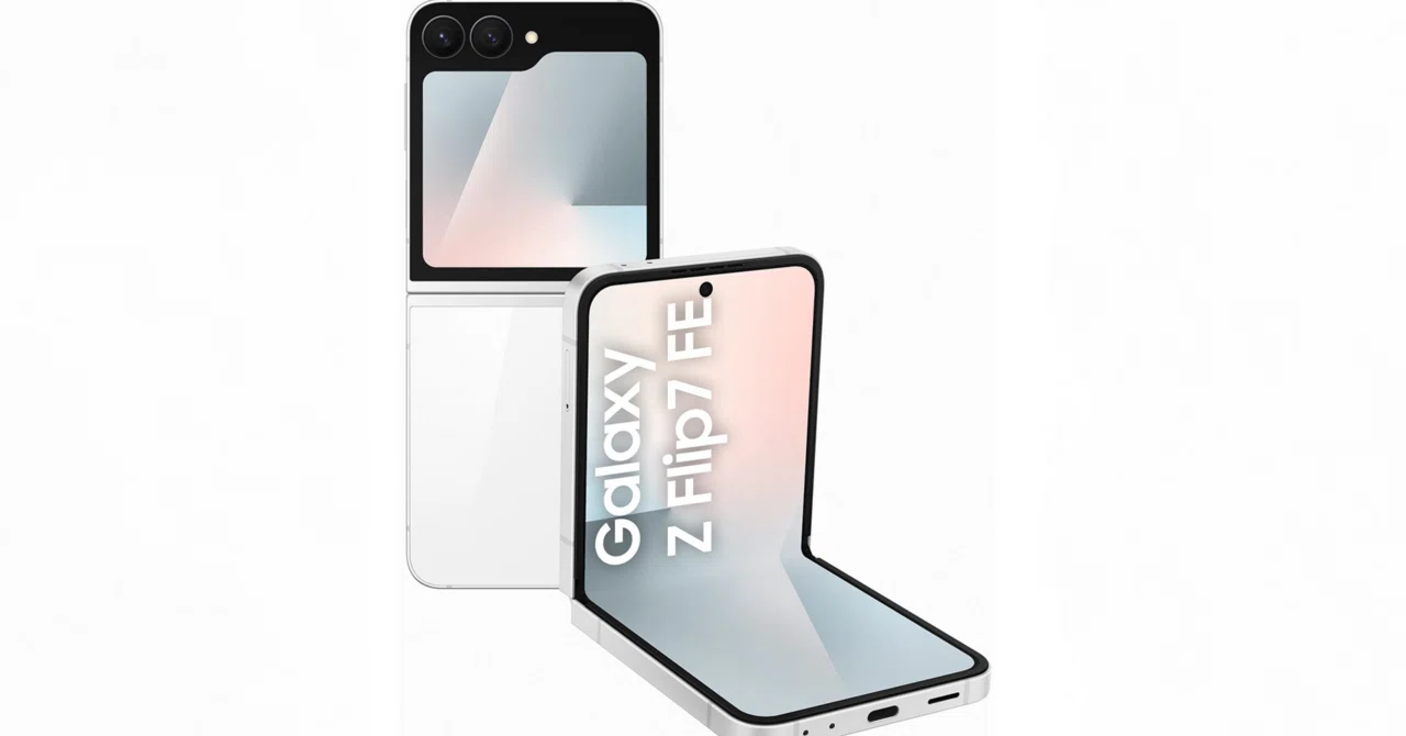 The Cover Screen Revolution. The Essence of the Galaxy Z Flip7 After ...
