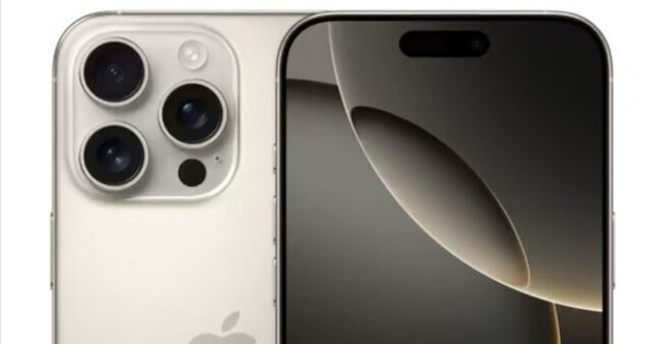 iPhone 15 pro ナチュラルチタニウム 512GB 背面割れ iPhone 15 pro ナチュラルチタニウム 512GB 背面割れ iPhone 15