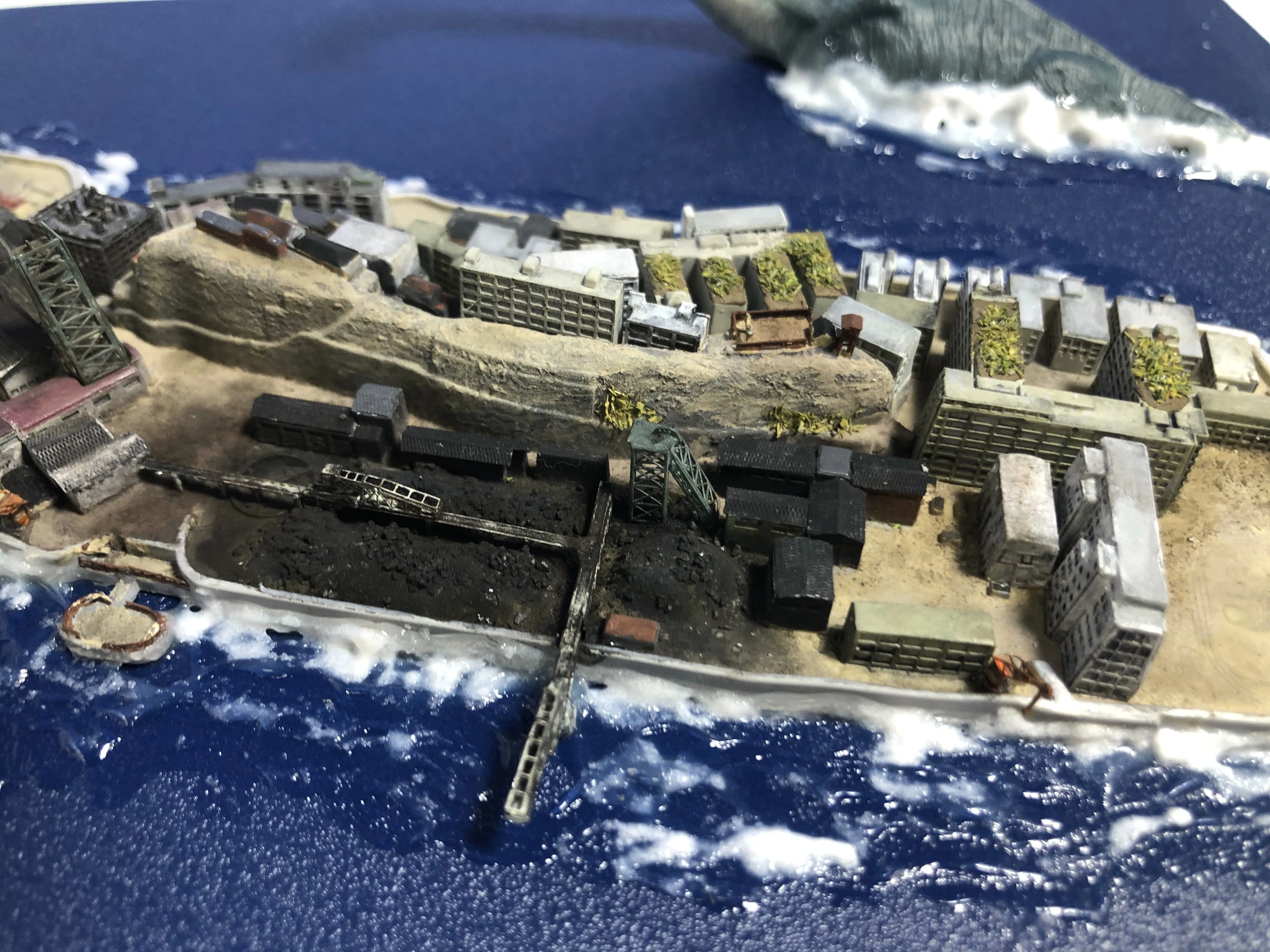 フジミ1/3000『軍艦島（端島）』完成写真｜May dé Garage（メイド