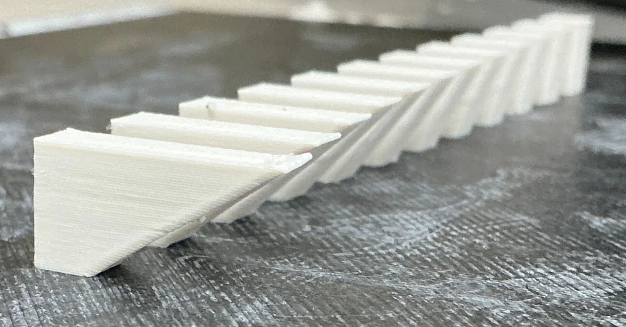 3D Printer Print Test: Overhang and Bridge｜Hiroyuki Hayashi