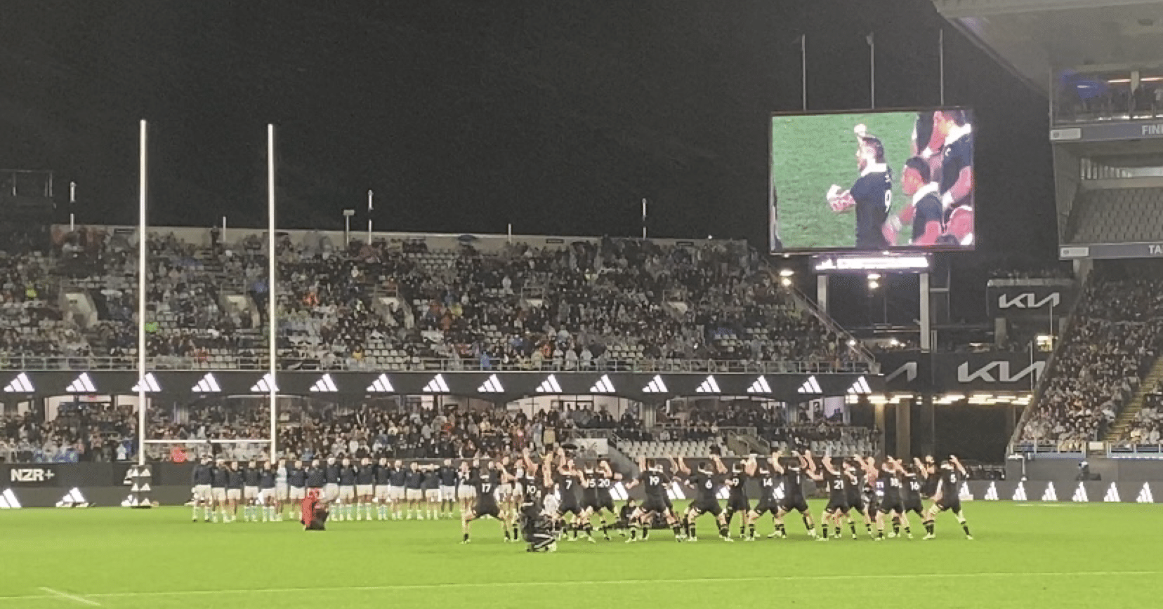 NZワーホリ】 #8 オークランド生活 番外編 All Blacksラグビー観戦!!｜aska