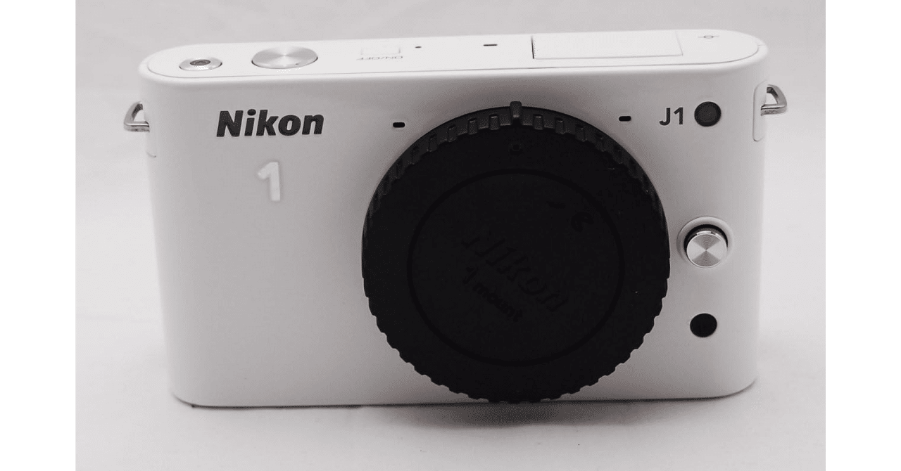超美品 ニコン Nikon J1 ホワイト ショット数 2,258枚 M807 超美品 ニコン Nikon J1 ホワイト ショット数 2,258枚 M807