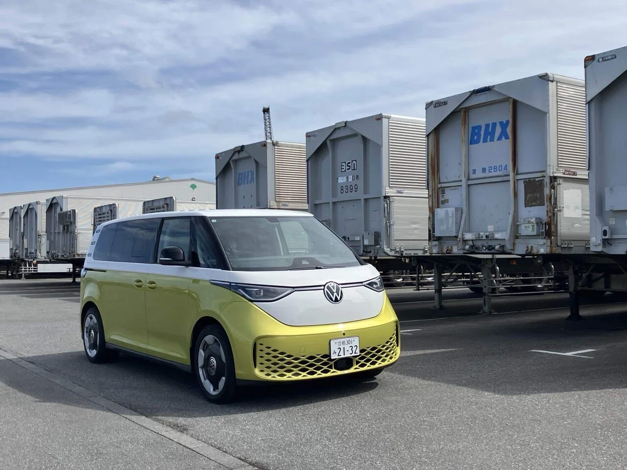 VW ID.BUZZ Image Gallery: A Design and Driving Experience That