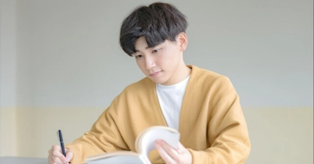 参考書の画像です 参考書を勉強しても点数が伸びない人は…○○をしていないから