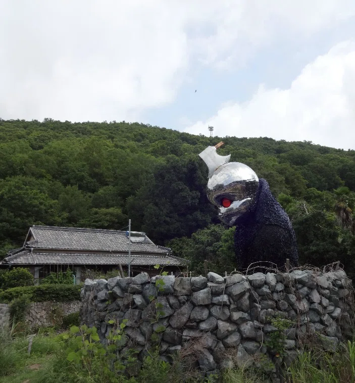 不思議な小動物のオブジェ 瀬戸内国際芸術祭2013｜アートの島へ｜1人旅｜3日目｜小豆島｜うに