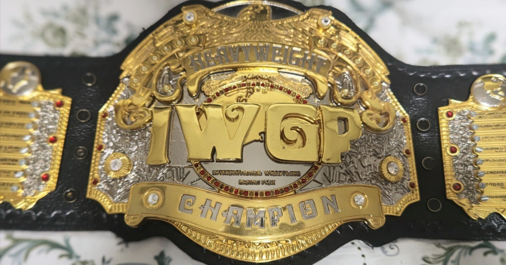 新日本プロレス3代目IWGPヘビー級ベルト｜たけし文学
