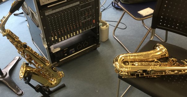 昼に近い朝（谷岡ヤスジ　オマージョ） 昼に近い朝（谷岡ヤスジ オマージョ） 昼に近い朝（谷岡ヤスジ