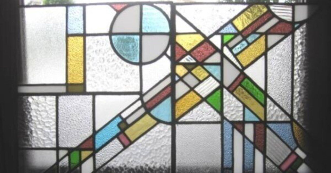 大正ロマン】真鍮の取っ手、ステンドグラスの窓等―ディテールで心を