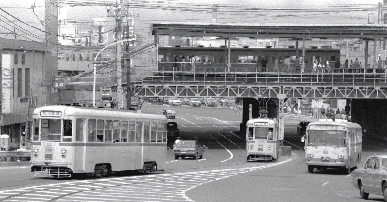 電車 和歌山電鐵2270系 おかでんチャギントンラッピング電車 2両