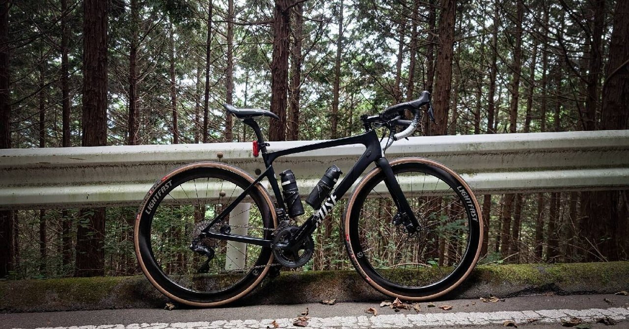 現在コスパ最強ホイールでは？LIGHTFASTが