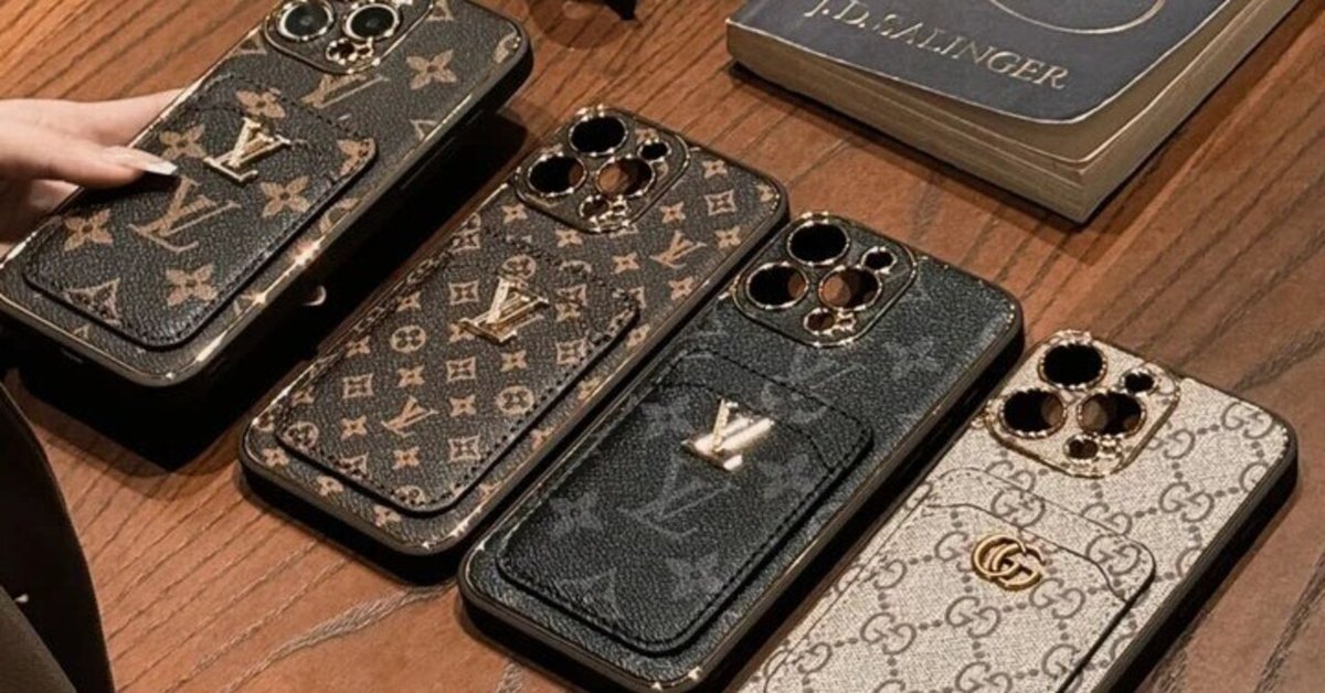 LOUIS VUITTON iPhoneケース ルイヴィトンリバース アイトランク iPhone X iPhoneケース