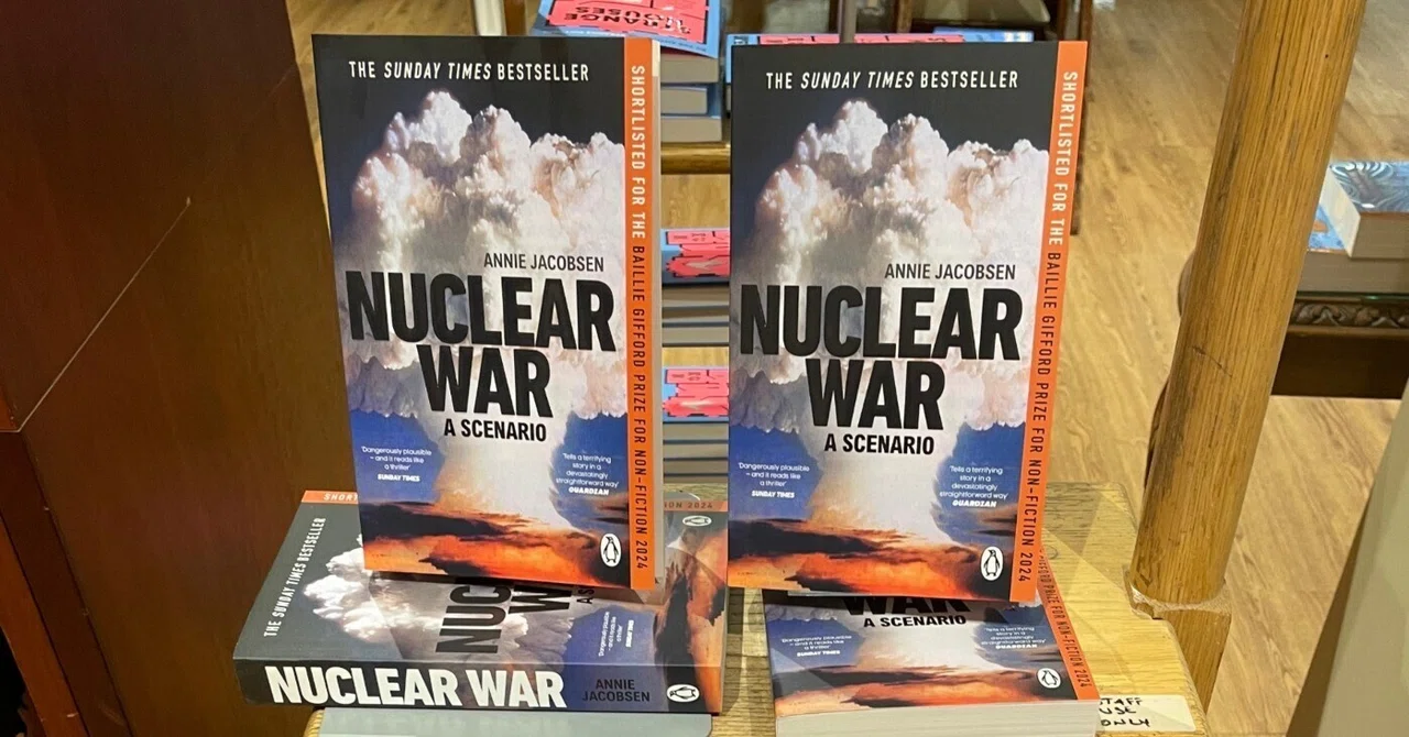 英語の本：NUCLEAR WAR A SCENARIO｜Lunzi in UK