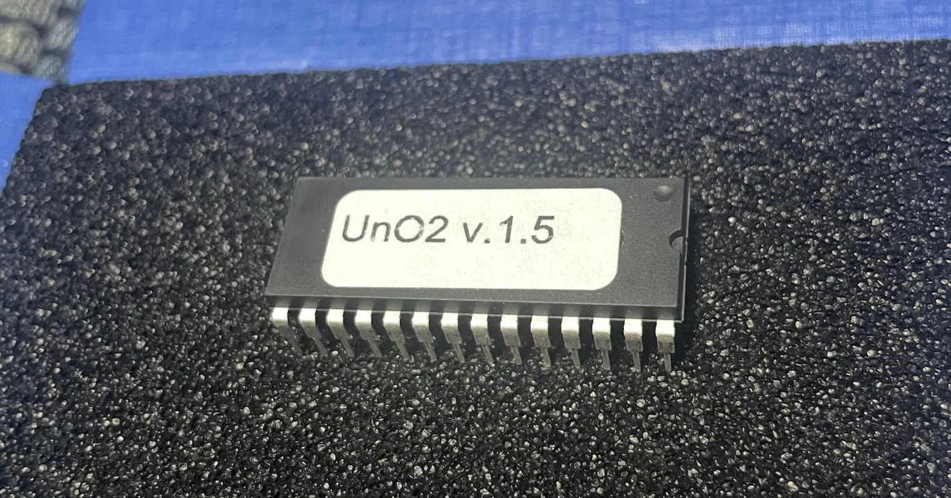 MIDIフットコントローラーFCB1010を拡張するチップUnO2 インストール