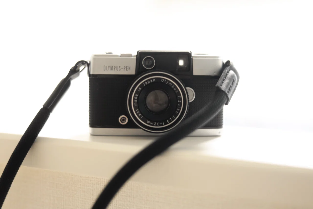 22歳11ヶ月の人がOlympus Pen D2を買った話|諒 22歳11ヶ月の人がOlympus Pen D2を買った話|諒
