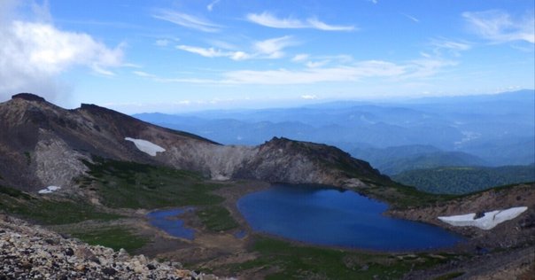 越境する家族 : 在日ベトナム系住民の生活世界 越境する家族 : 在日ベトナム系住民の生活世界 越境する家族: 在日