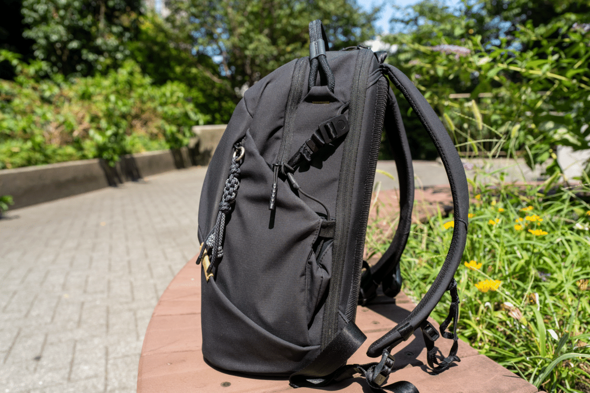 o*e様 PGYTECH OneGo Lite Backpack 16L マット Amazon.com : PGYTECH OneGo Lite 16L Camera Backpack Water