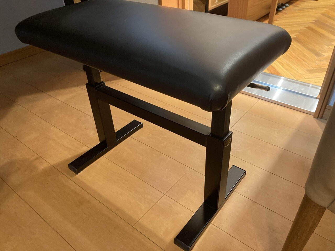 ピアノ練習記録 椅子の買い替えを決意する｜風ひかる