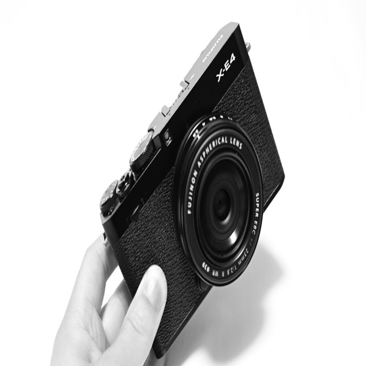 FUJIFILM X-E4×XF23mmf2.8R WRの最軽量コンビがよき。｜toibo