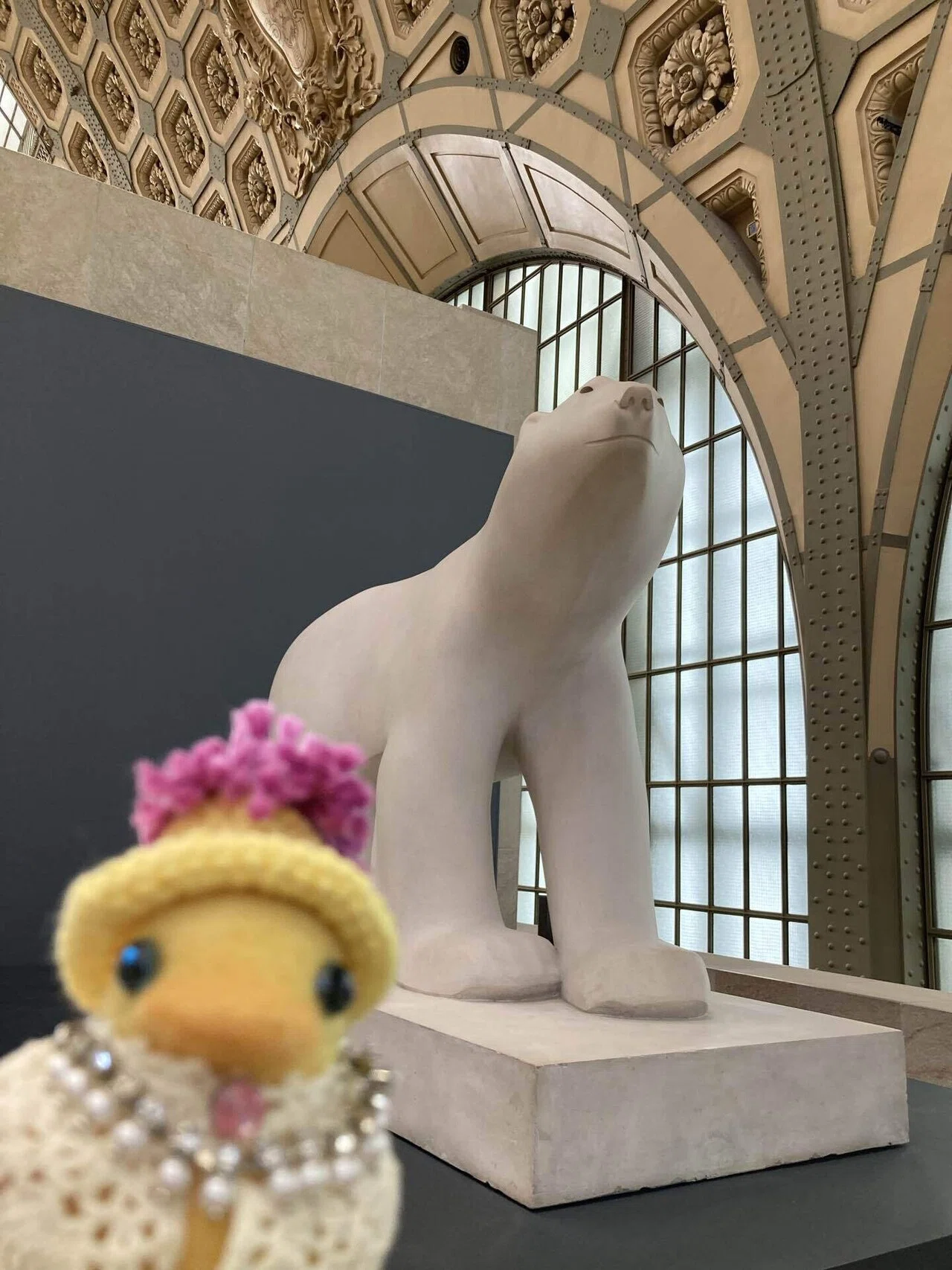 フランス】ポンポンのしろくま｜旅するあひる