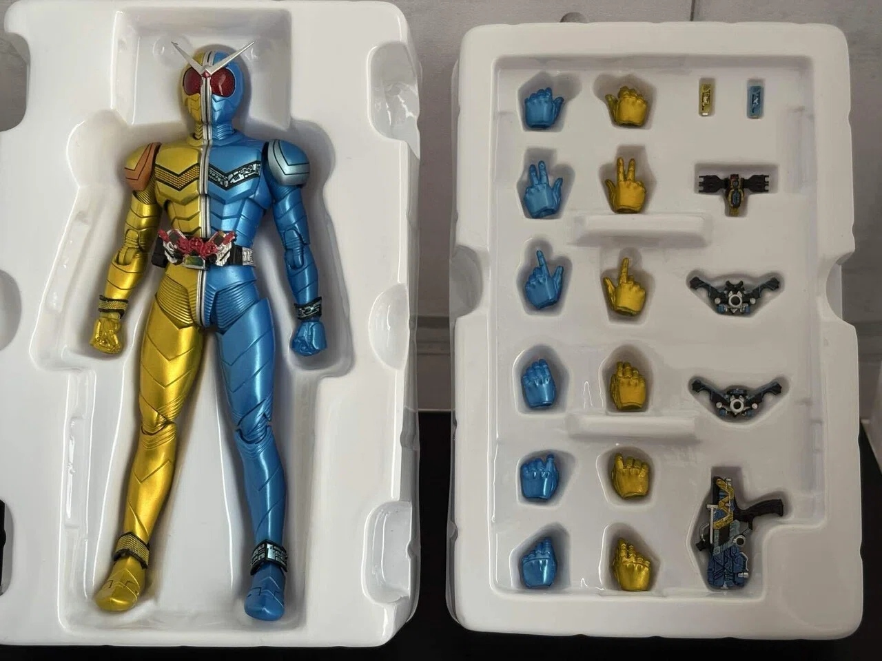 真骨彫製法 仮面ライダーW ヒートメタル・ルナトリガー｜クロウ