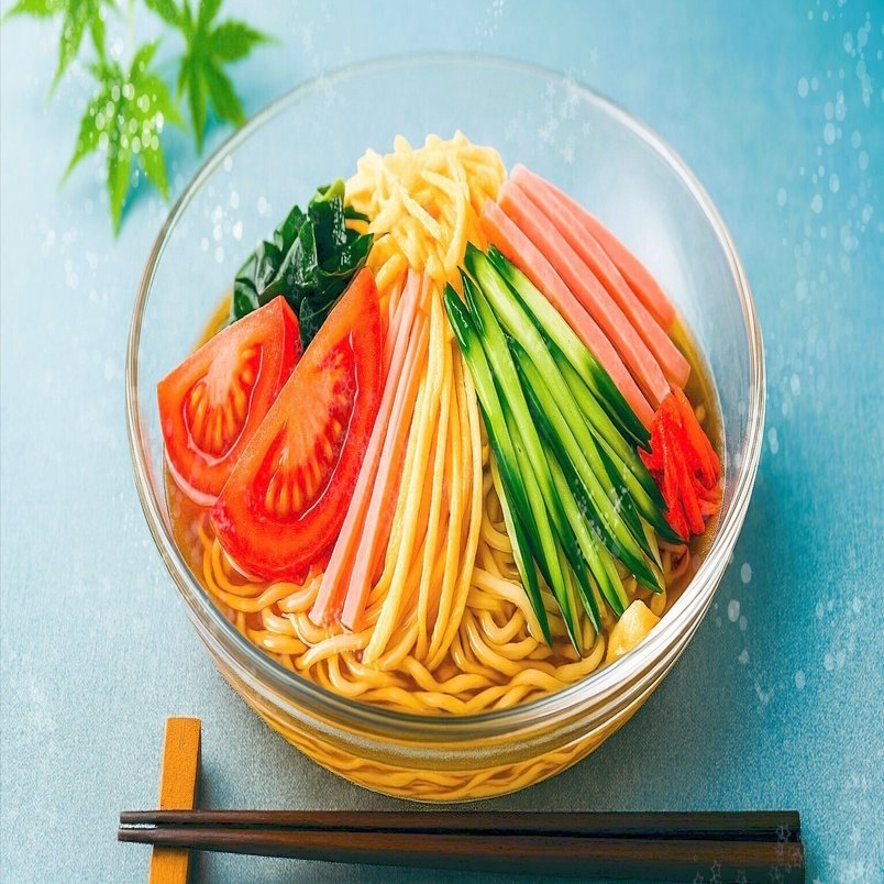 冷やし中華はじめました ＋AIイラスト｜あおみどり