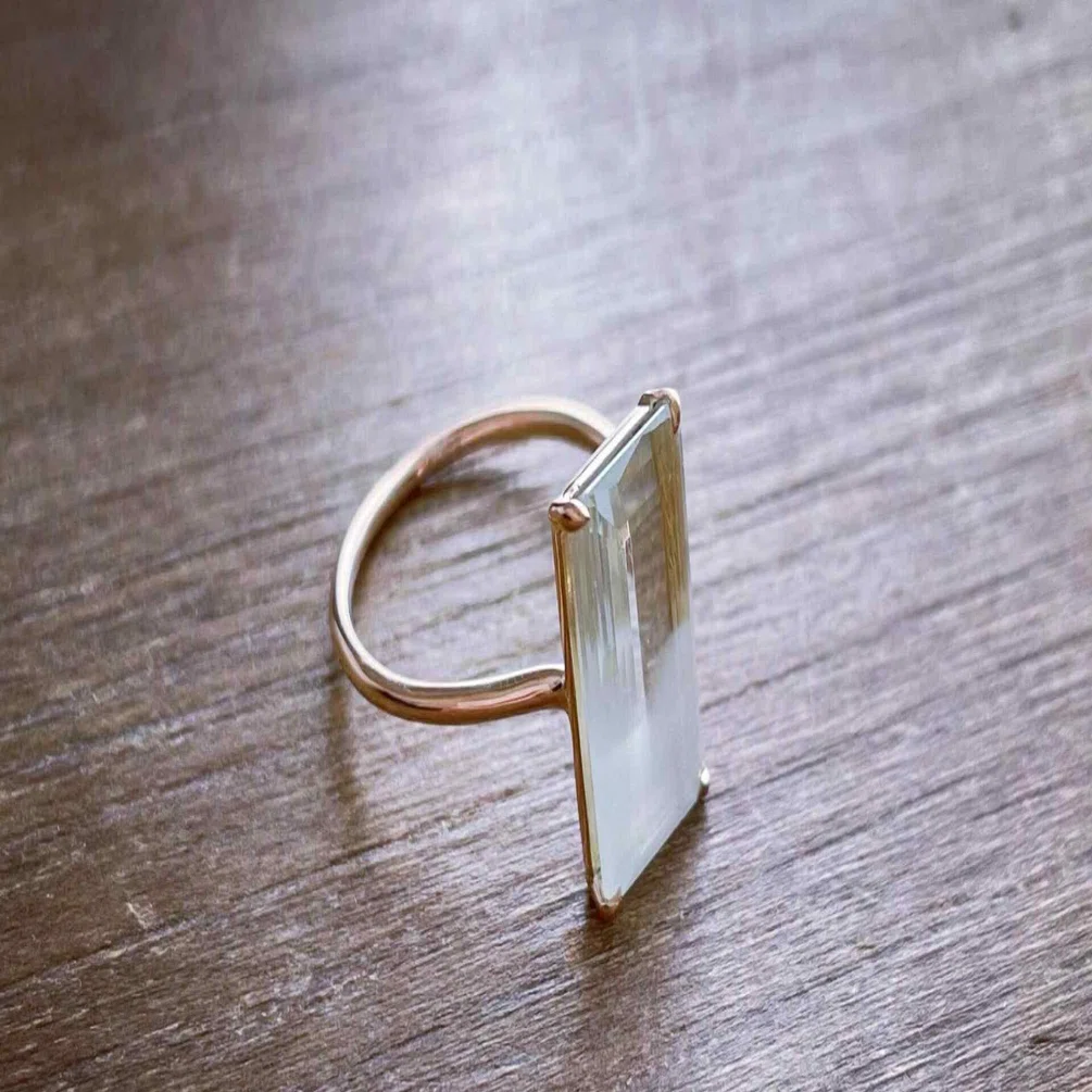 婚約－新しい一歩を支えた一粒 バイカラーアクアマリン│18Kピンク