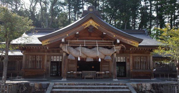 528 AI実験_和歌の解釈 「八雲立つ出雲八重垣 妻籠みに八重垣
