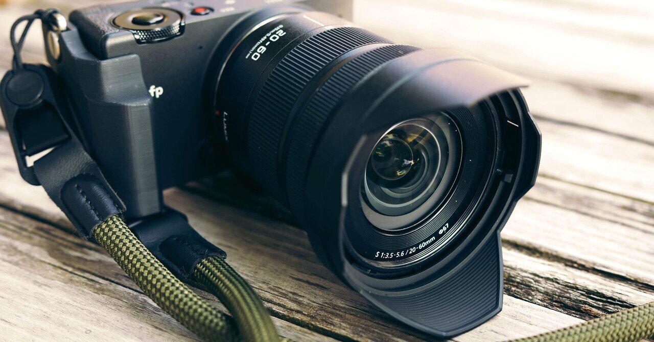 LUMIX S5 ミラーレス一眼カメラ 20-60mmレンズ付き 最高の操作性と高画質！ LUMIX S5 20-60mm レンズキット 購入