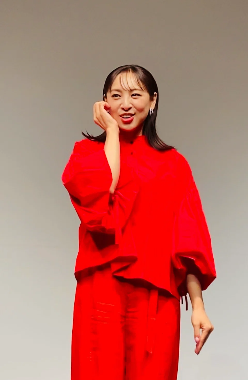 音月桂さん掲載ページ（ポスターサイズ）#10586 音月桂のプロフィール・画像・写真 | WEBザテレビジョン
