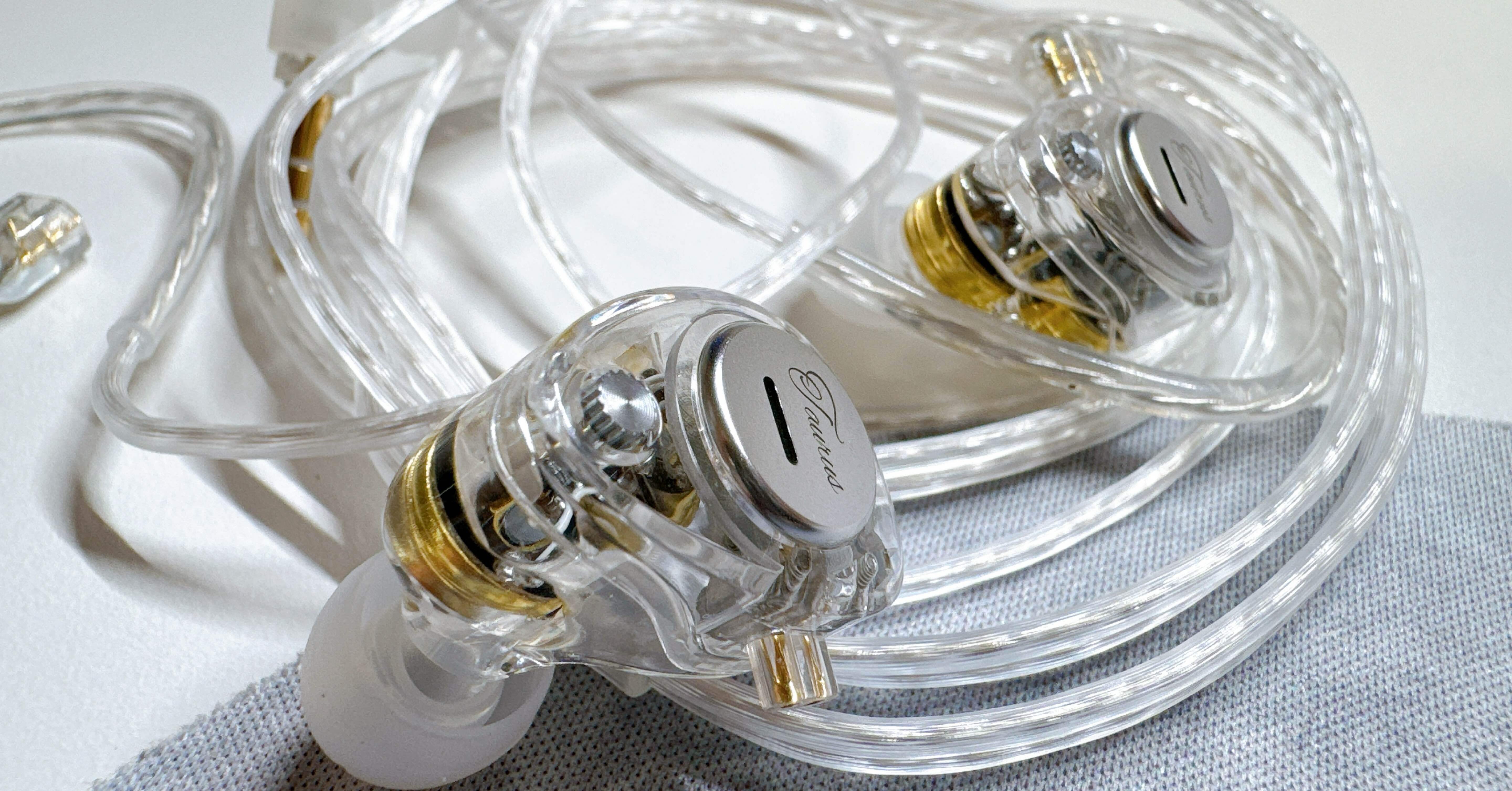 KZ Taurus】低価格の有線イヤホンなのにクリアボディの見た目が美しい