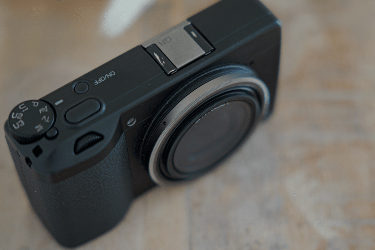 RICOH GRⅢx 2025年7月購入 極美品 JJCフィルター・カバー付 rectangle_large_type_2_398043c