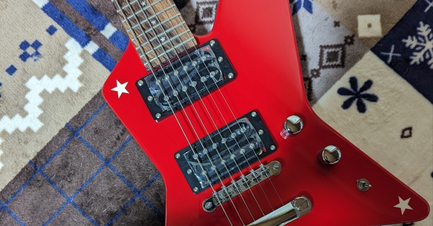 小さなランダムスターと、暮らしの中のギター｜かれら