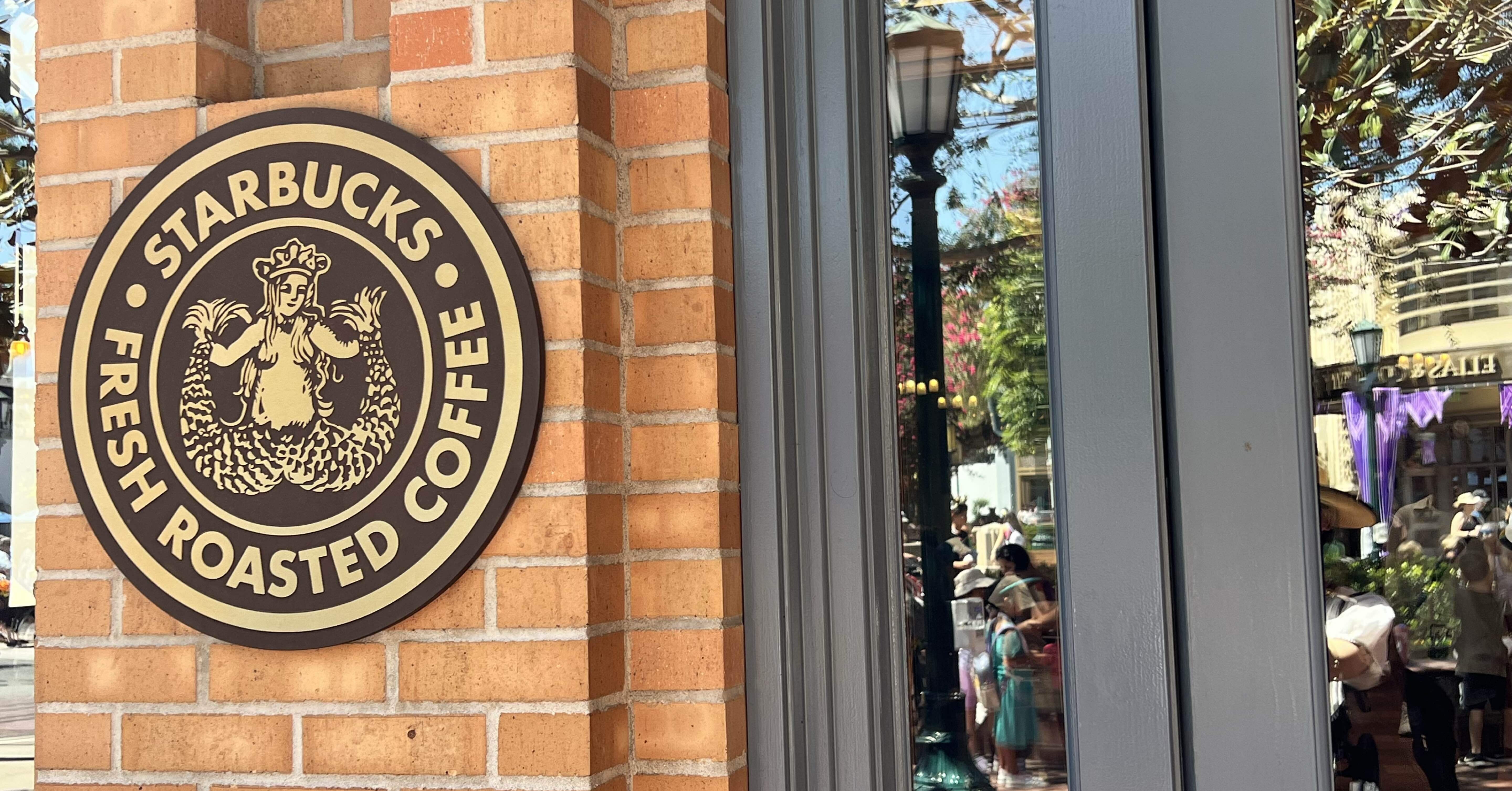 カリフォルニアディズニー限定のスタバマグカップ☕️｜Megan