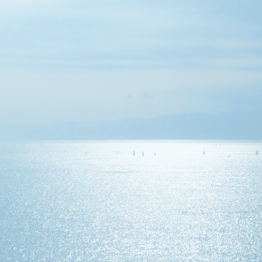 葉山の海の見えるホテルで、静かなひとりの時間｜さいとうえみり