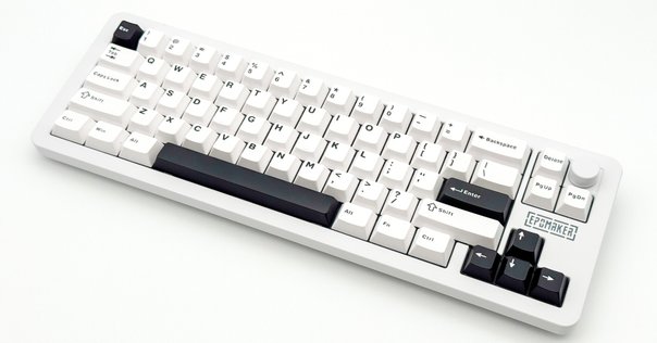 IYX MU68 PRO white 天青軸 IYX MU68 PRO White 天青軸 TTC KOM10個付き | キーボード
