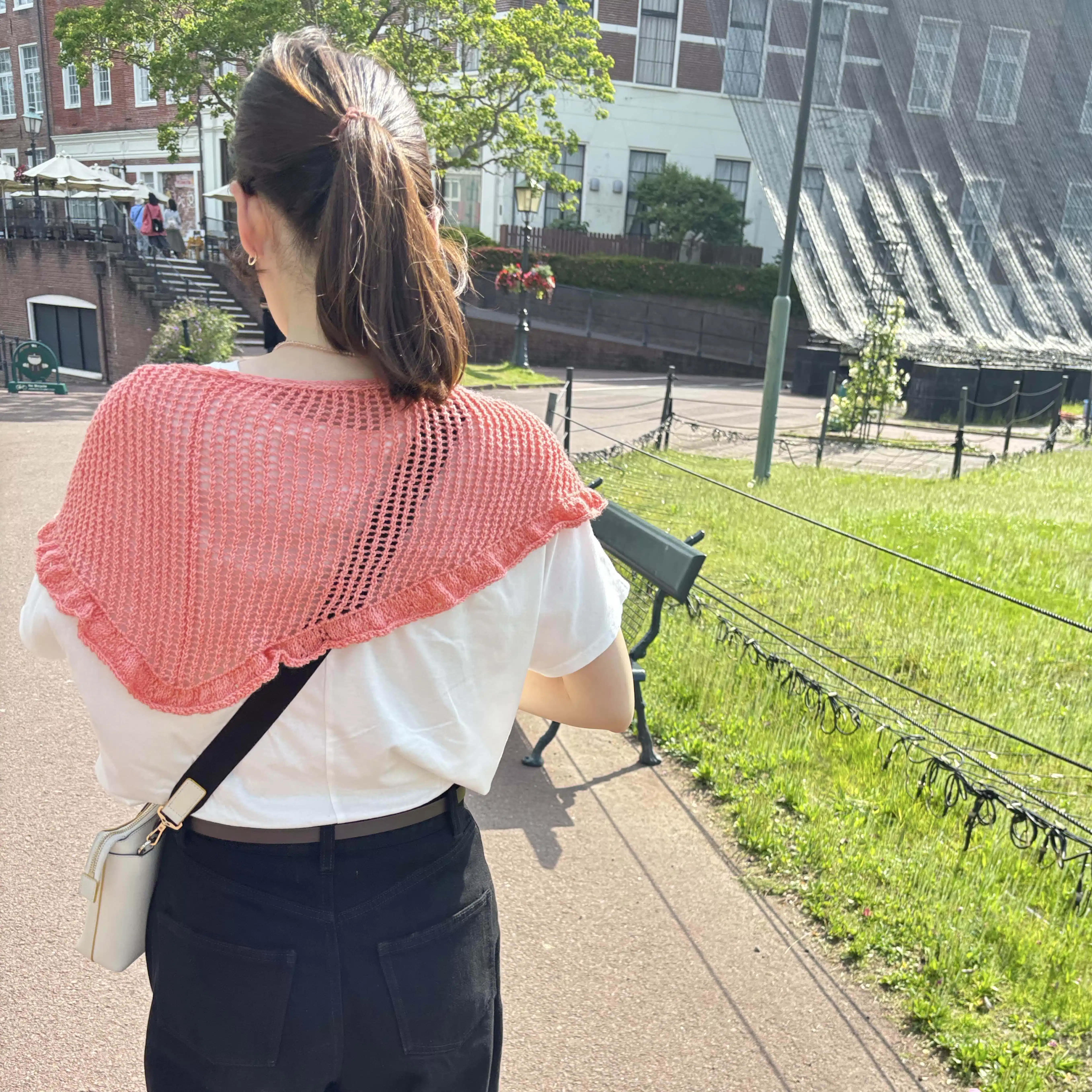 ぶんぶん