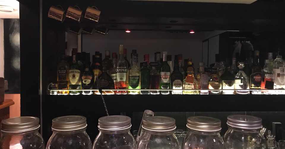 木曜日のごはん 新宿のおしゃれbarでムーンウォークしたくなった 木曜日のごはん 新宿のおしゃれbarでムーンウォークしたくなった
