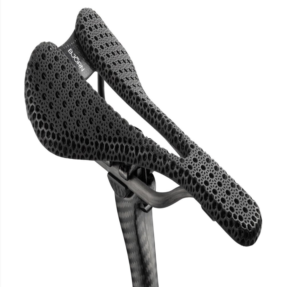 スロベニアのサドルブランド「BJORN」とは？｜TRISPORTS