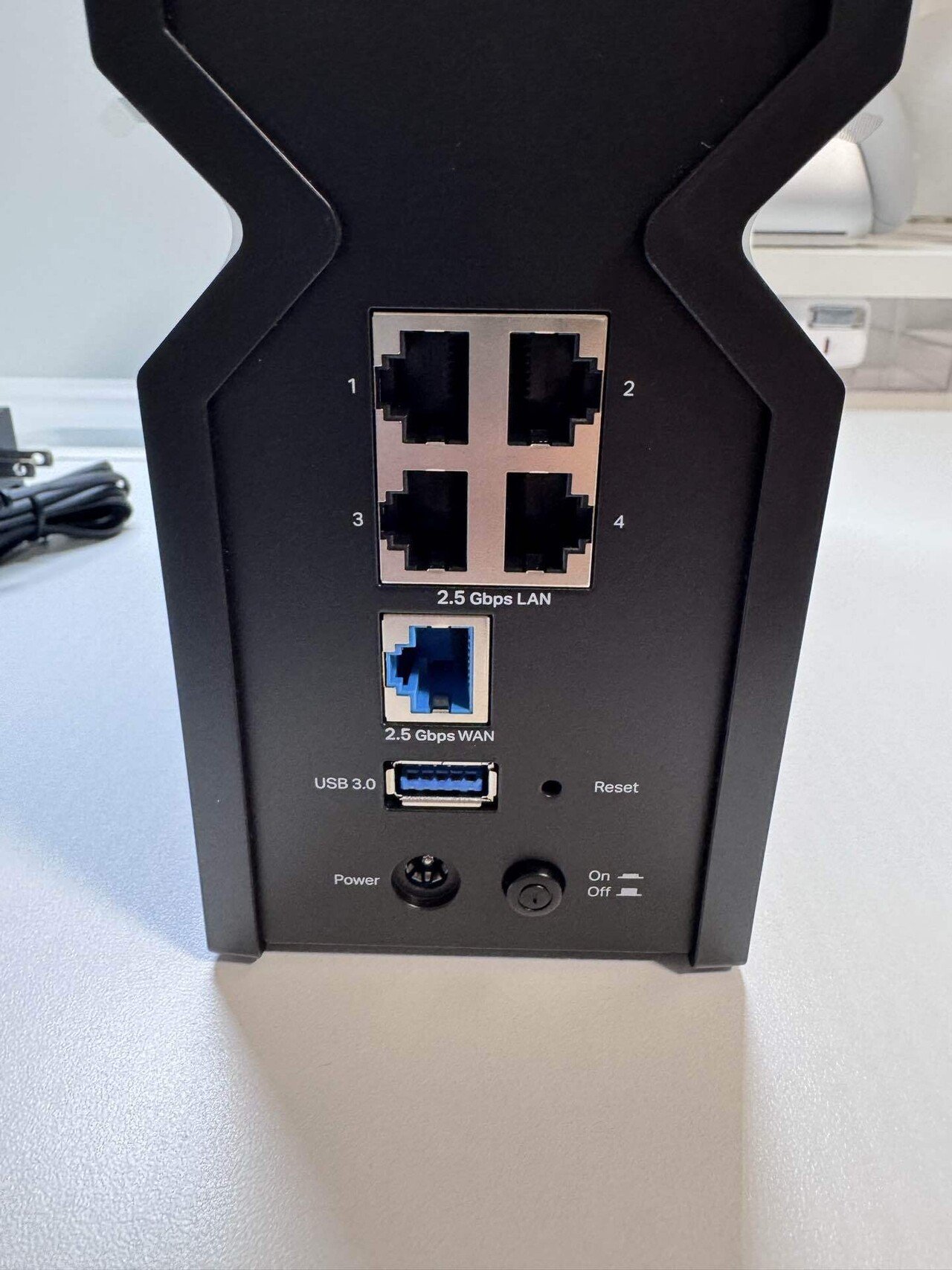 TP-Link Archer BE550】最新WiFi7対応！スマートな内蔵アンテナ