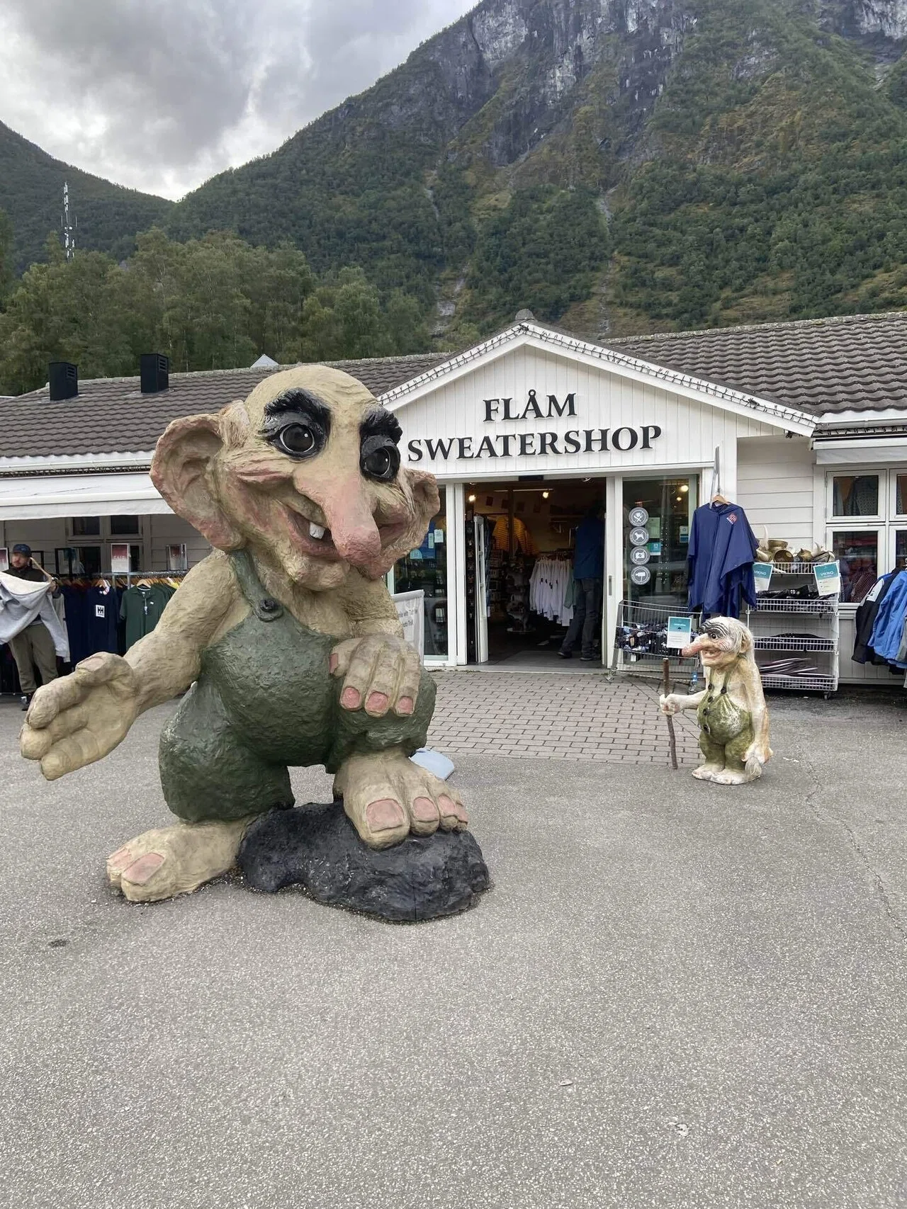 7:ノルウェー編②】弾丸3大陸旅/ソグネフィヨルド/北欧/250902｜はち