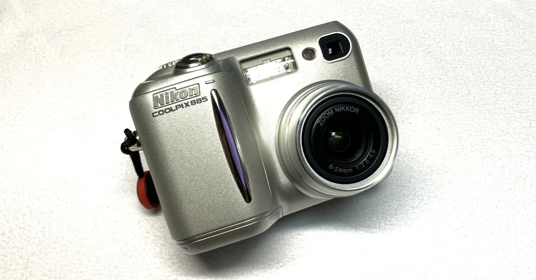 【C3743】Nikon ニコン COOLPIX 885 デジタルカメラ Nikon COOLPIX 885 〜 第2話 時代を超えた魅力に迫る｜MrMonkeypod