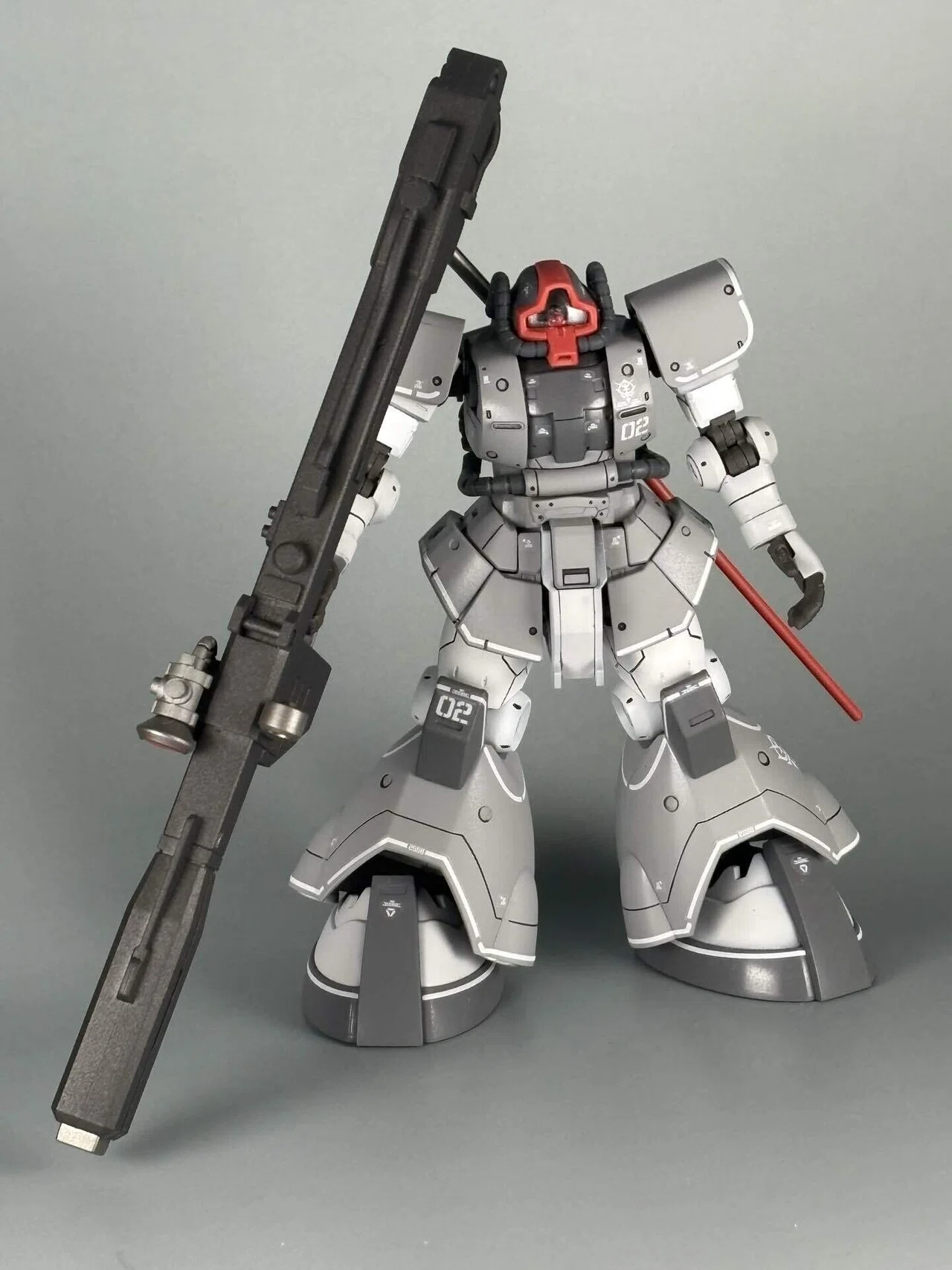 HG 試作型高機動型ドム　オリジナル改造 HG ドム試作実験機をロールアウトカラーっぽくしあげる｜いぷ