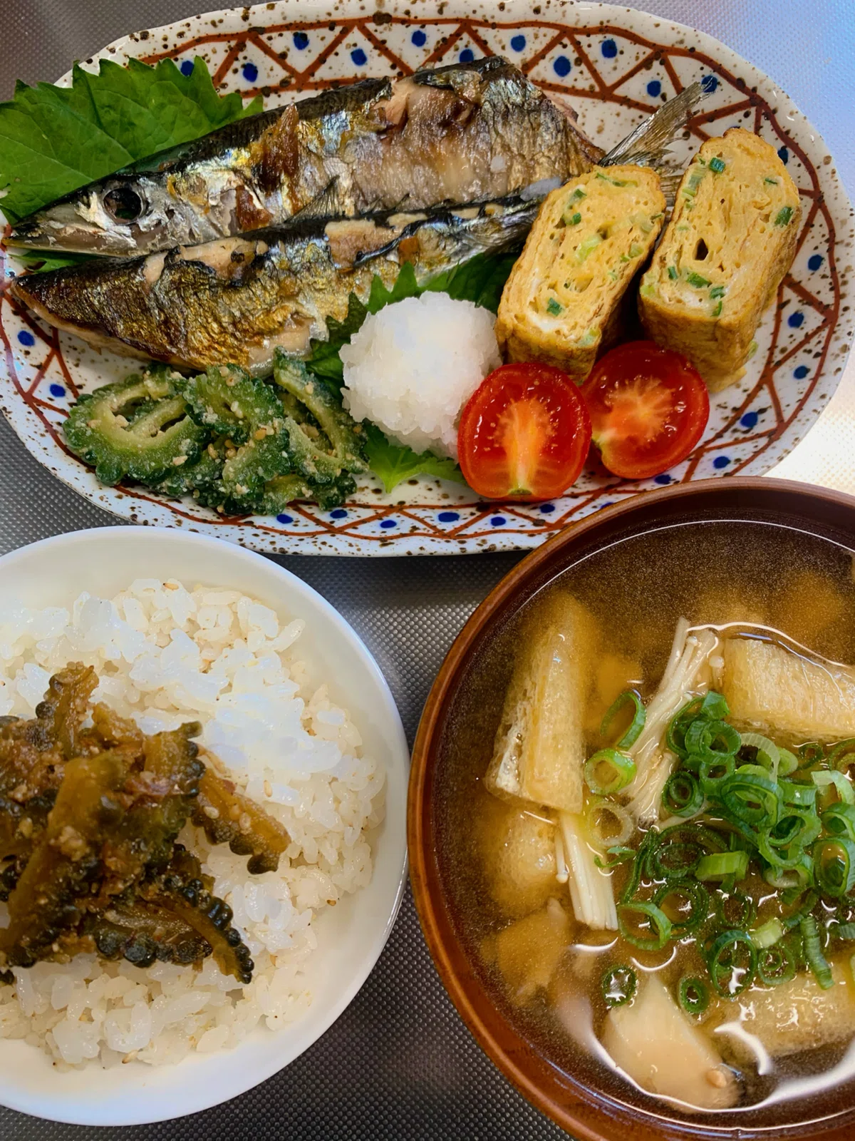 [Daily Life] Salt-grilled Pacific Saury 🐟😍｜543さんのお弁当🐣