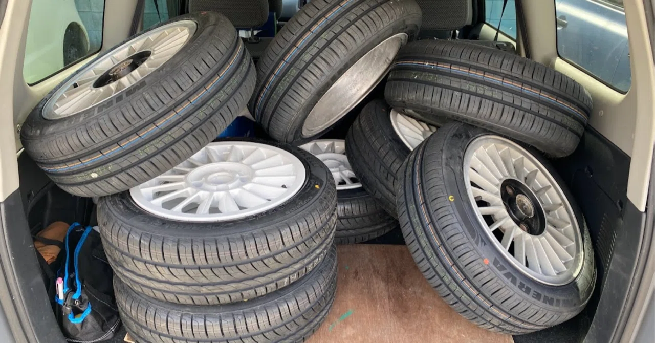 タイヤの選び方｜Weekend Garage & Cars Life