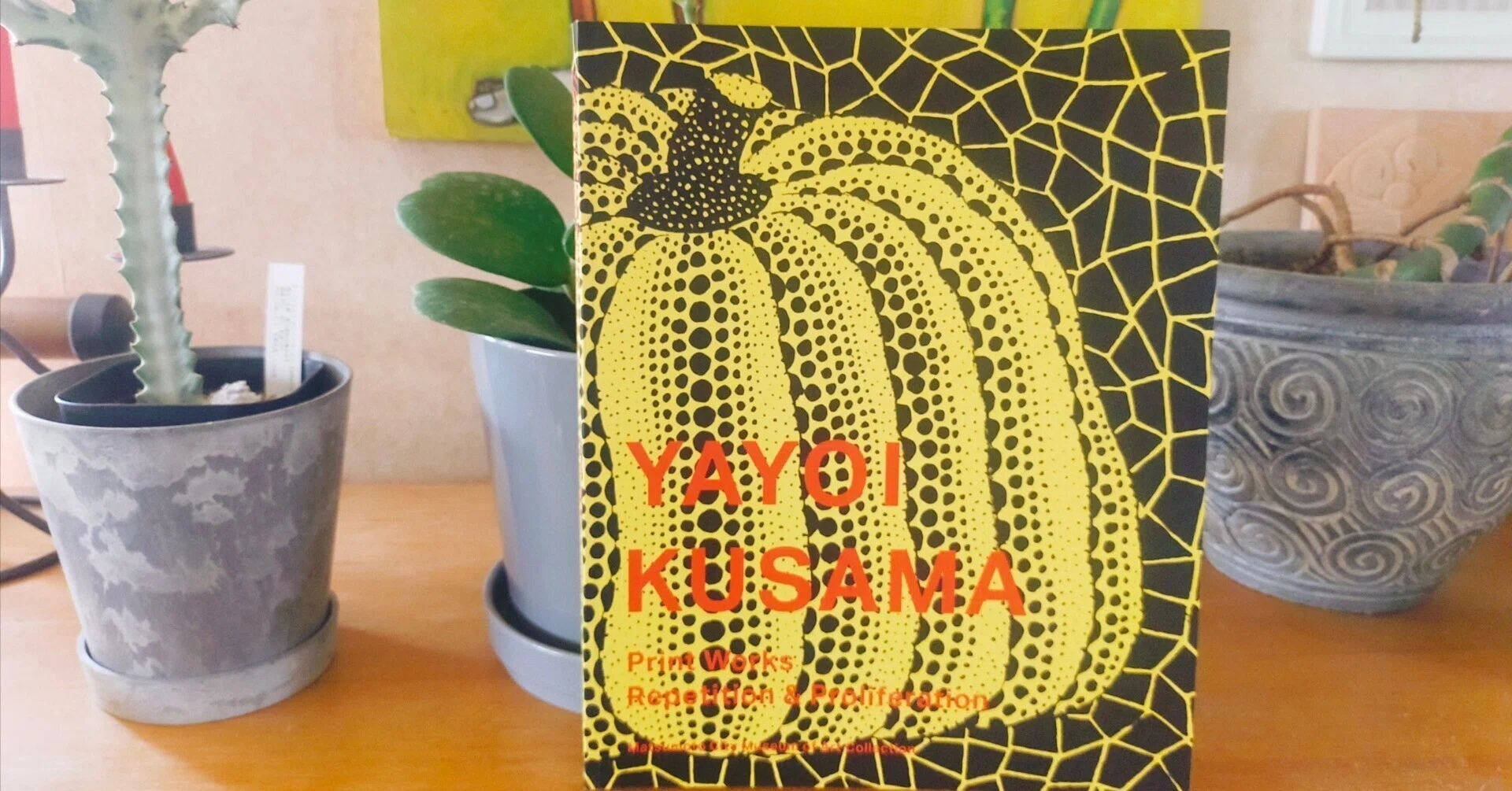 心おどる版画、草間彌生展と私のファッション｜カニ | ファッション考察家
