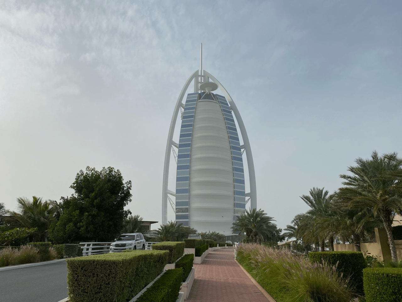 ブルジュアルアラブへ入る方法 大道芸 Leo Note ブルジュアルアラブへ入る方法 大道芸 Leo Note